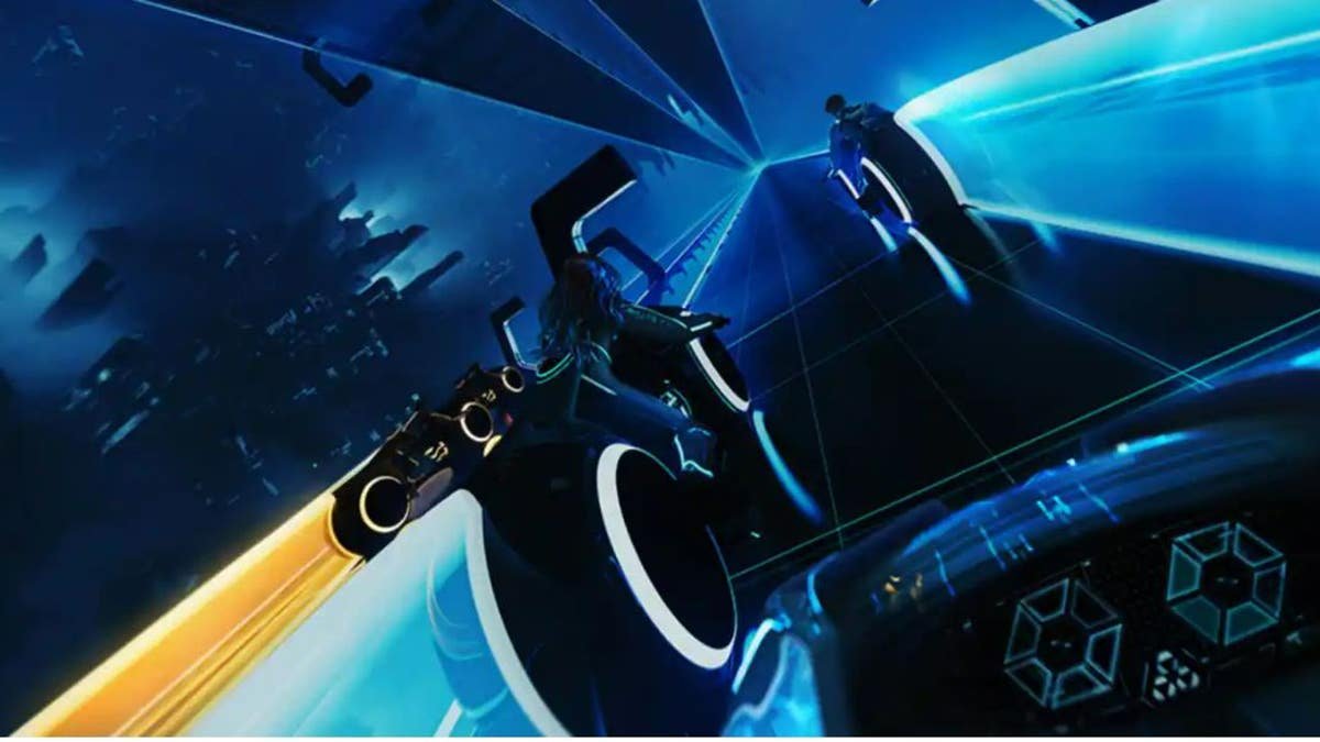 TRON Lightcycle/Run coaster